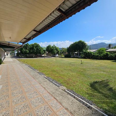 Sleep&Go! Cabina Cuadruple En Siquirres Centro - And Rafting Tour! Siqurres Da Alegria ภายนอก รูปภาพ